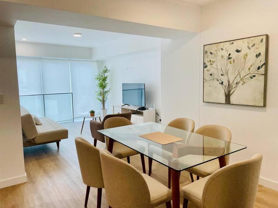 Sky1004 Apartment